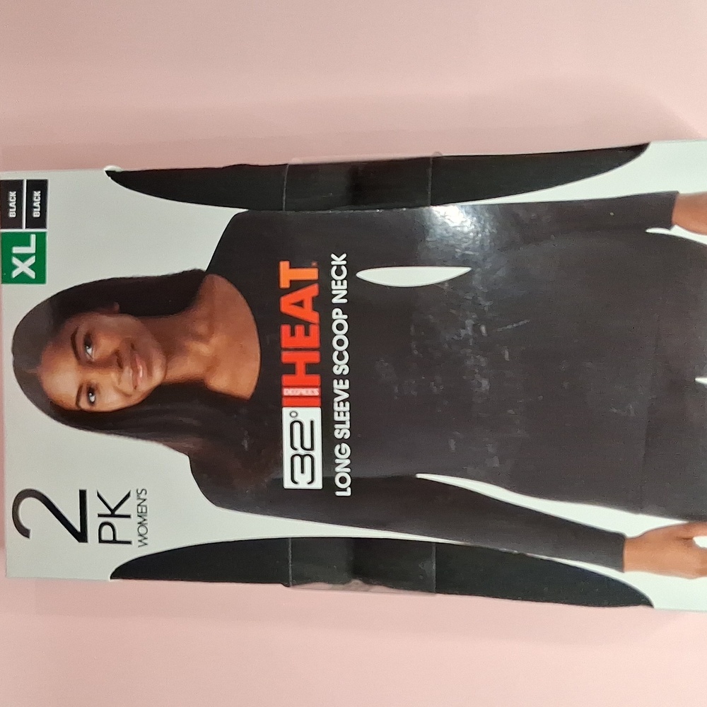 32 Degrees Heat Women Long Sleeve Scoop Neck Top Black XL 2-Pack Heat Retention